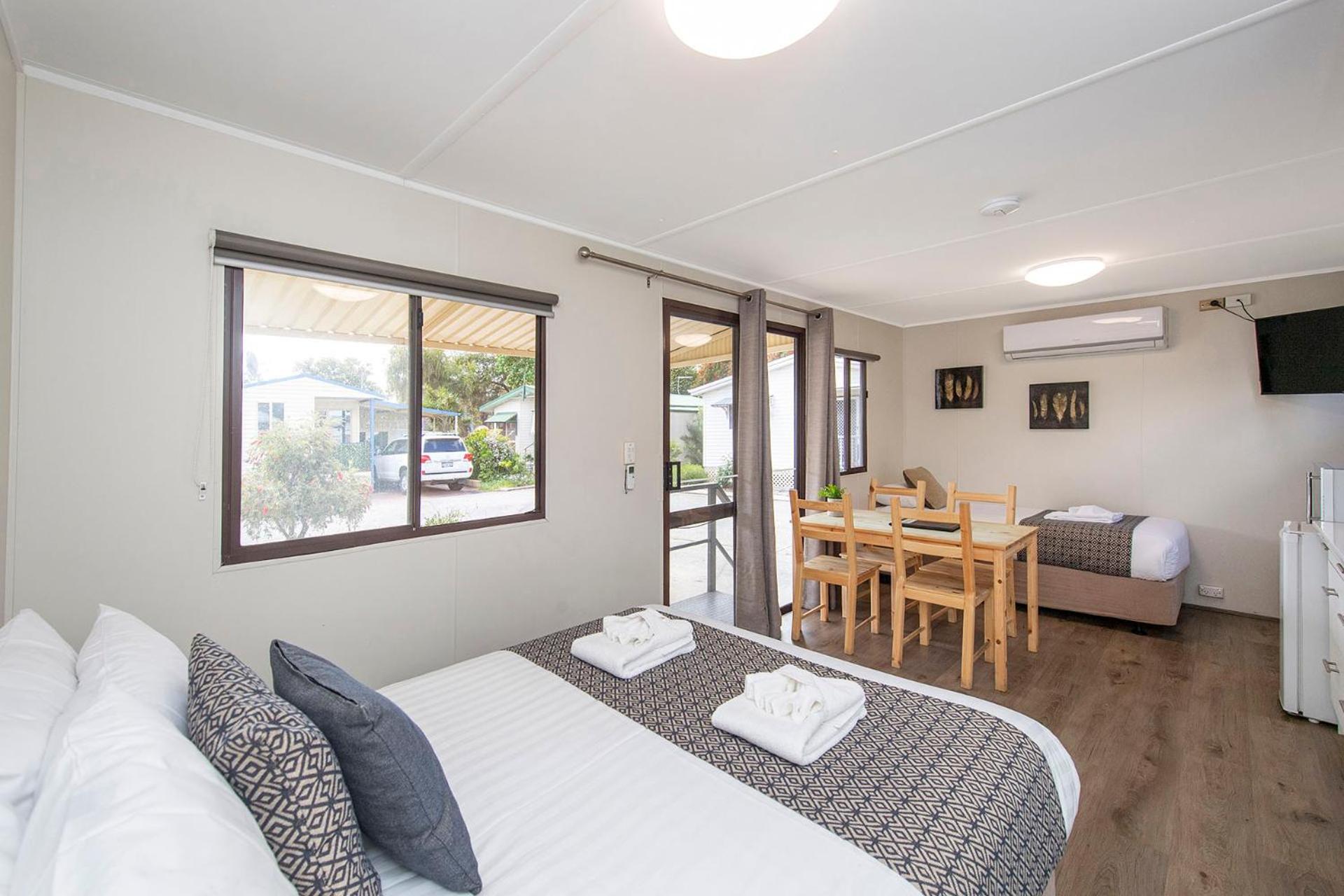 ホテル Banksia Tourist Park パース エクステリア 写真