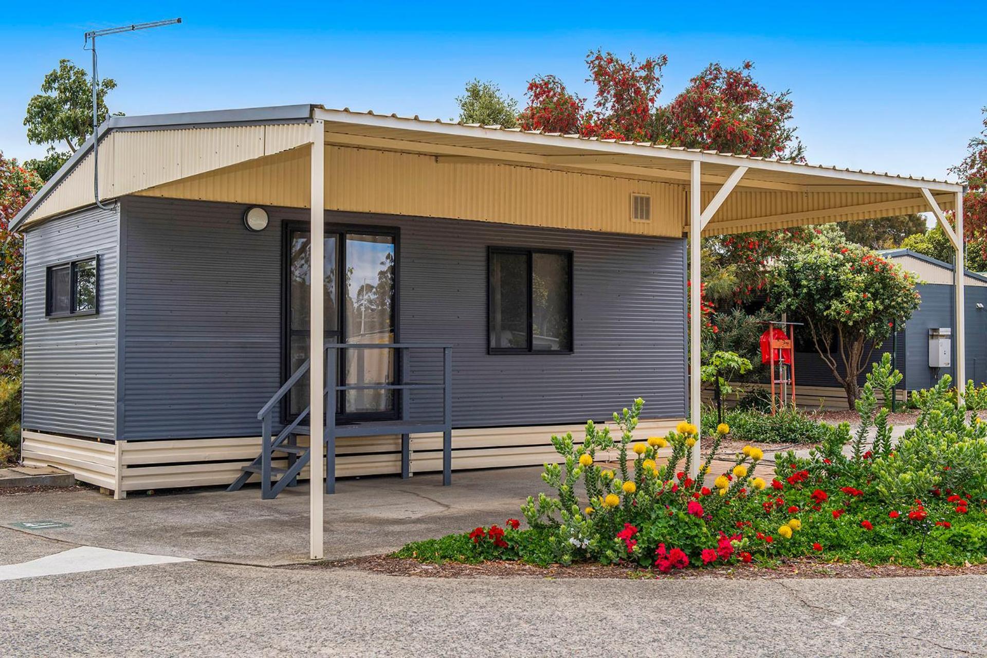 ホテル Banksia Tourist Park パース エクステリア 写真