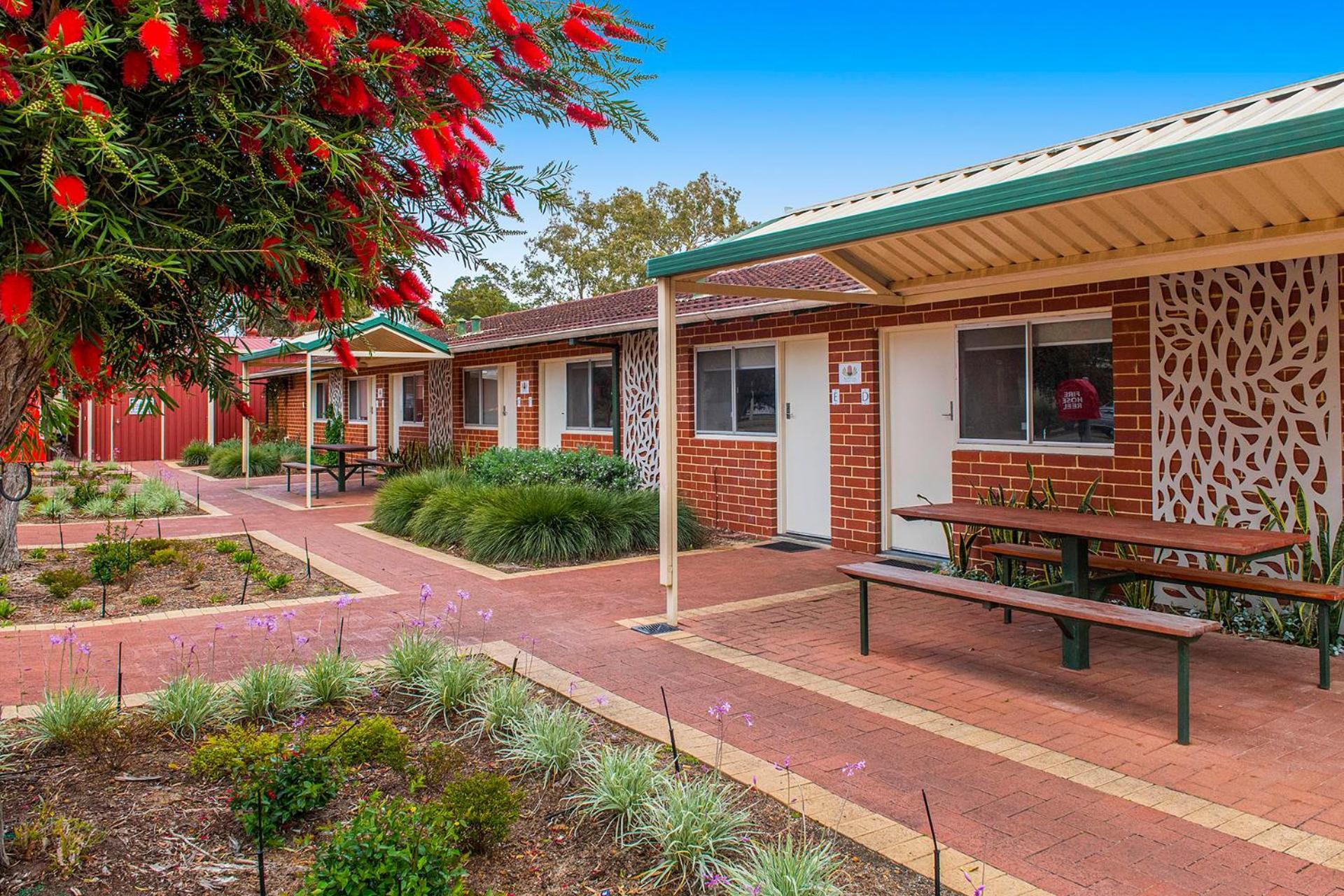 ホテル Banksia Tourist Park パース エクステリア 写真